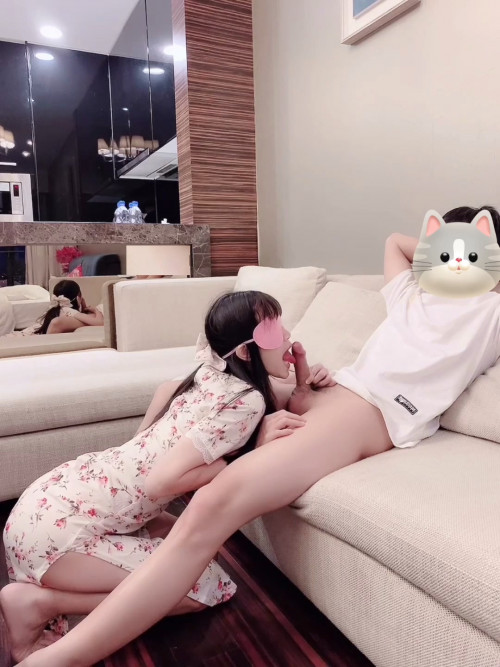 【会所独家】最新91原创天花板级萝莉女友▌粉色情人▌哥哥回家就迫不及待吃上肉棒 不要玩游戏了玩我爆干无毛美穴 [1.25G/MP4]